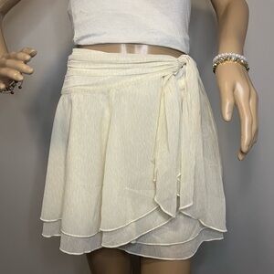 NWT Aerie White Chiffon Wrap Skirt Ruffle Layered Tie Waist